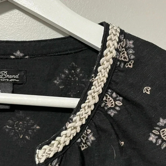 Lucky Brand 3/4 Sleeve V-Neck Shirt - Picture 5 of 13